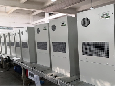 Industrielles 400W IP55 Klimaanlage 220/230 VAC 48VDC für das Telekommunikations-Kabinett-Abkühlen